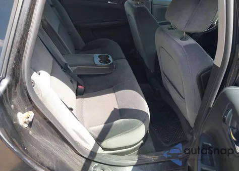 2013 Chevrolet Impala Lt z USA, uszkodzony, nr VIN 2G1WG5E35D1176745